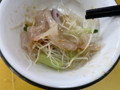 -官塘陈记鱼生·潮汕砂锅粥·牛肉火锅(潮枫路总店)