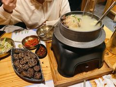参鸡汤-小木屋米酒店·韩国料理(深圳总店)