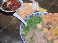 小潘记特色鸭血粉丝汤-小潘记鸭血粉丝汤