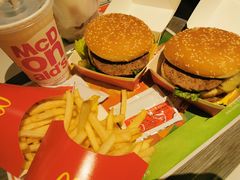 巨无霸套餐-麦当劳(禄口机场T2航站楼)