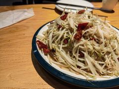 -黄小串·烤串海鲜涮牛肚(升龙广场店)