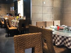大堂-昱龙大盆牛蛙馆(三兴街总店)