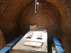 -破瓦寒窑·地摊烤羊排