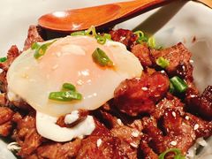 幸福满满烧肉饭-醉虎传(南锣鼓巷店)