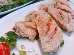 -Chom Cafe and Restaurant