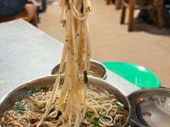 -正宗杨记普洱酸醋米线(总店)