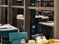 -云厨·高空西餐厅(成都瑯珀·凯悦臻选酒店)