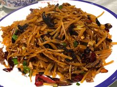 -快乐老家三鲜饺子东北菜(南六中路店)