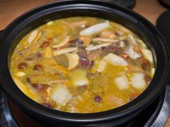 -一朵菌·野生菌探索家火锅(南亚店)