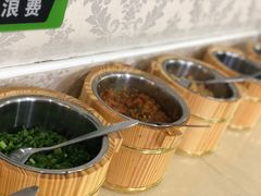 -丽丽三鲜螺蛳粉(田林路店)