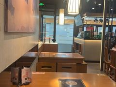-呷哺呷哺(常营华联店)