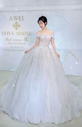 -LOVE SHINE婚纱·红鼎庄龙凤褂·妈妈装定制