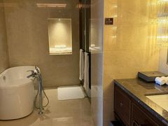 -汕头龙光喜来登酒店