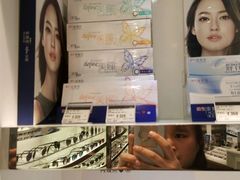 -LensCrafters亮视点·OAKLEY精选(静安嘉里中心店)