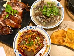 -肖四女乐山跷脚牛肉(世博源店)