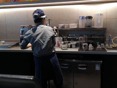 -瑞幸咖啡(巴黎春天陕西路店)