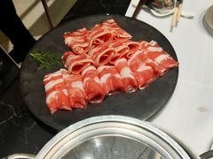 -红鼎豆捞·非遗鲍皇汤火锅(宝丰路店)