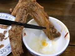 -一品红烧鸭特色川菜(三岔湖店)