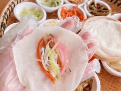 -包整·丝娃娃(一览甲秀楼风景店)