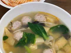生汆丸子汤-子午路张记肉夹馍(翠华路店)
