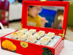 -品海楼·大连海胆锅贴馆(东港店)