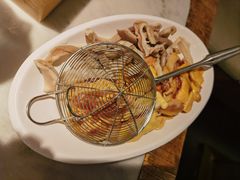 -尚尚仙·酸汤猪手·猪肚鸡火锅(华联万柳购物中心店)