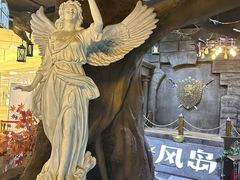 -暴风岛沉浸式体验馆(百联世纪店)