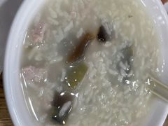 皮蛋瘦肉粥-李先生牛肉面大王(北京站售票厅餐厅)