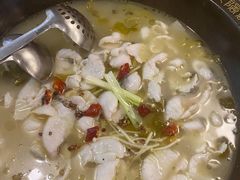 -新记印象酸菜鱼馆(天阳亲子广场店)