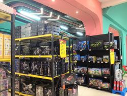 -卡通派潮品玩具折扣仓(青岛新城吾悦广场店)