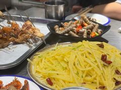 -曹掌柜小酒馆烧烤集团(宾川路店)