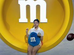 -m豆巧克力世界(上海世茂广场店)