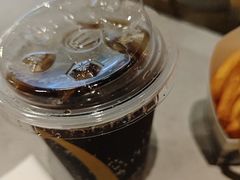 -麦当劳(中二横路店)