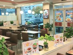大堂-李先生牛肉面大王(东营友谊广场店)