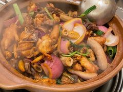 -胡须佬鸡煲四季火锅店(石厦西村直营店)