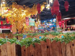 -老滇山寨•云南特色菜•地方菜•民族风情歌舞表演(金碧店)