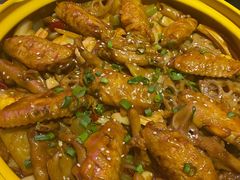 -多嘴超级肉蟹煲(中街恒隆故宫店)