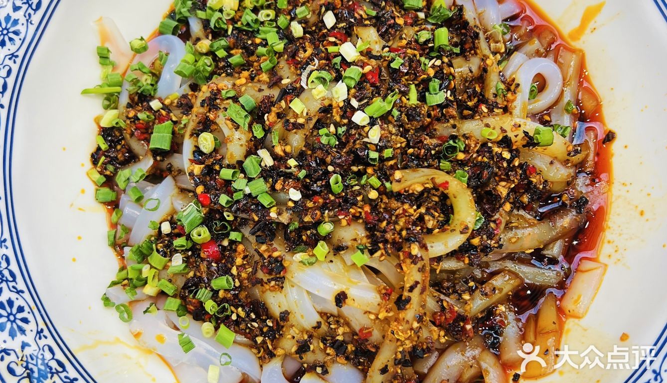 耙糯蹄花儿，一口上头