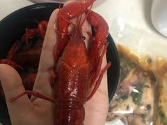 -臻鲜燕海鲜融合餐厅(金陵style店)