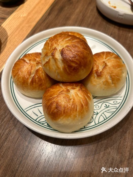 云海肴云南菜(浦江欢乐颂店)烤千层破酥包图片