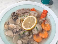 猪杂粿条汤-潮米果蚝烙·潮汕小吃(海乐荟店)