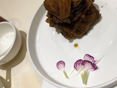 上海熏鱼-老正兴菜馆(福州路店)