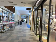 -王府井奥莱棋盘山小镇