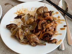 -东方红海鲜百汇(国际大厦店)