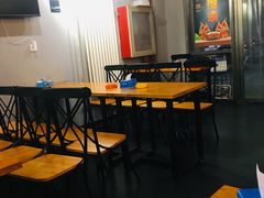 大堂-回·龙虾铺·盆盆蟹·烧烤大排档(回龙观店)