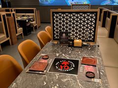 -牛YO寿喜烧·铁板烧和牛火锅自助(市府恒隆店)