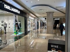 -M Stand(南京新街口金鹰店)