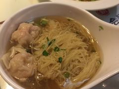 -新大咀港式茶餐厅(宝山万达店)