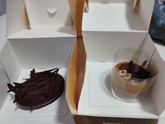 -潮一不贰·法式甜品·生日蛋糕·西式简餐(外滩店)