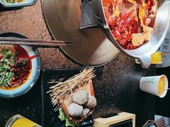 -湊湊火锅·茶憩(新中关购物中心店)